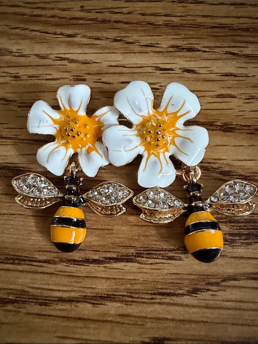 White and Yellow Enamel Flowers with Dangling Bees Brooch